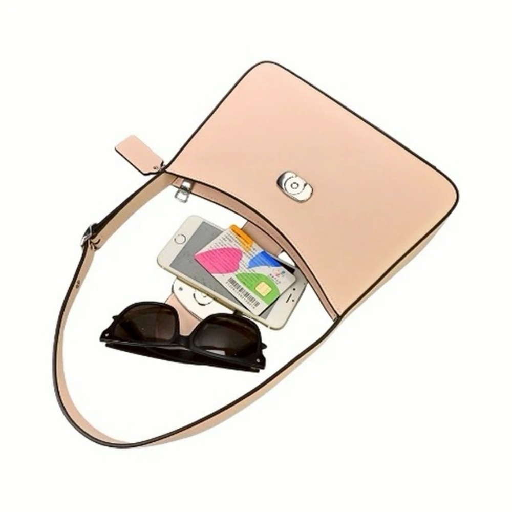 Coach Shoulder Bag in Light Pink - Picture 4 of 13